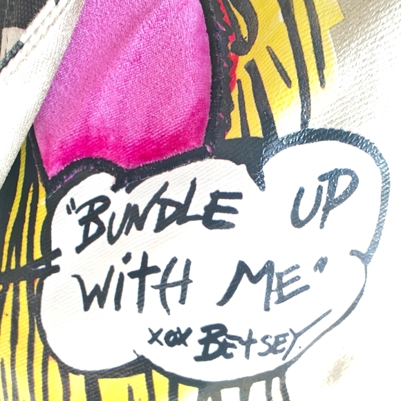 Betsey Johnson Rare Vintage "Bundle Up With Me" Gold Tote Bag | GUC - Picture 5 of 16